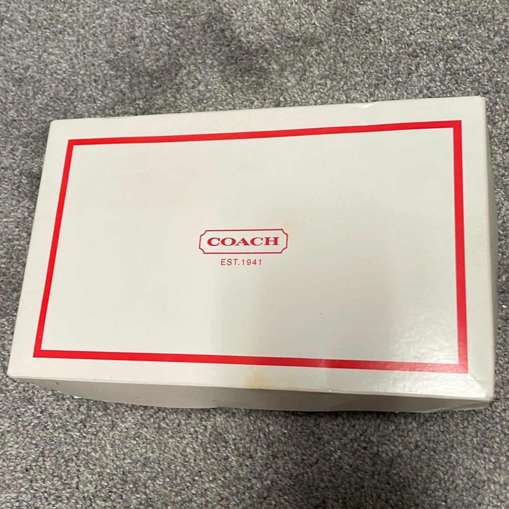 Vintage 2000’s Coach mini purse
